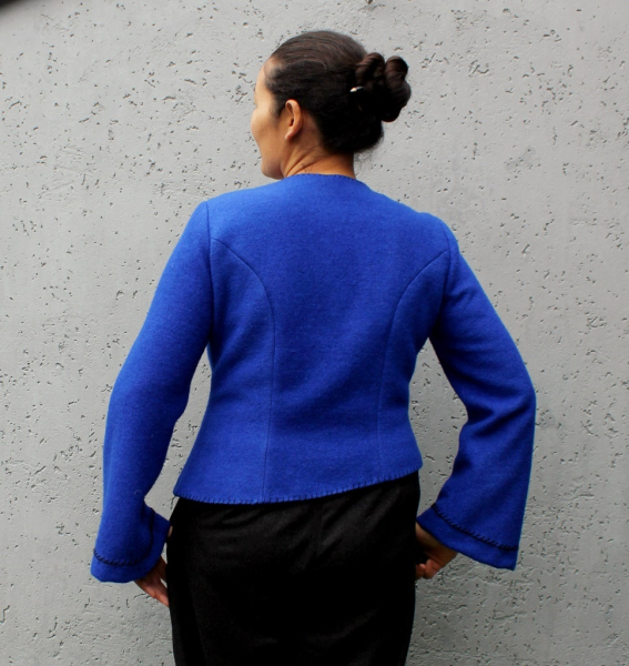 Schnittmuster für kurze Jacke BLAU