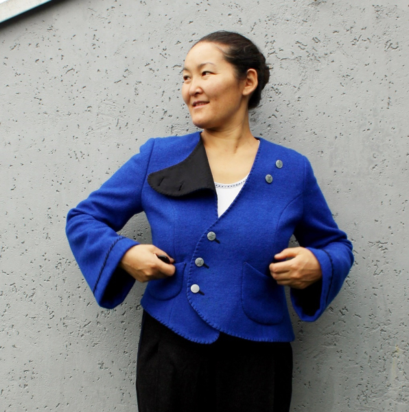 Schnittmuster für kurze Jacke BLAU