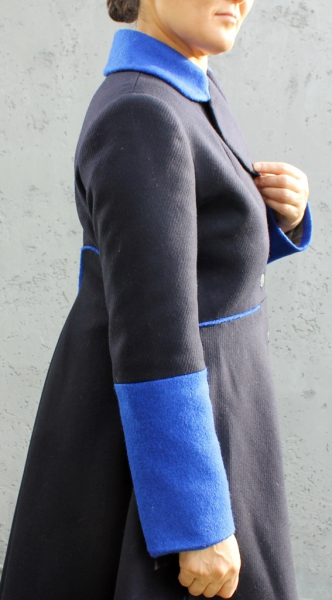 Schnittmuster für einen langen Mantel FEEL